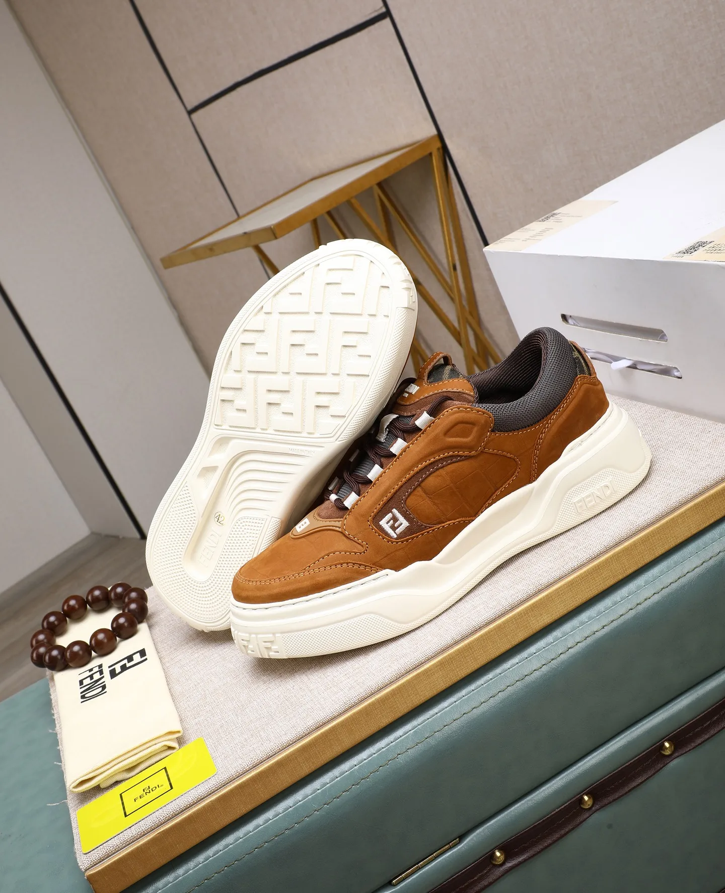 Men's shoes 💰820 [FENDI] Fendi - High-end quality original casual sports shoes - Upper: Nappa calfskin, pebbled calfskin, tongue and heel; injection molded brand logo plastic module - Lining: brand canvas - Outsole: ultra-light TPR foam·rubber; molded outsole -Super high quality control·Fine workmanship: highlighted (high-end·luxury·grade) -Size :39-44 (38, 45, can be customized)